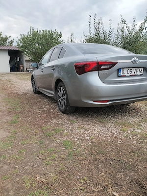 Vand Toyota Avensis  - imagine 2