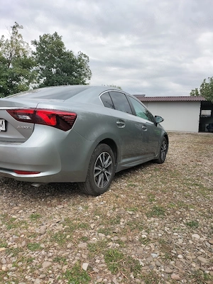 Vand Toyota Avensis  - imagine 3