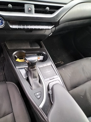 Lexus UX250 Hibrid  - imagine 2