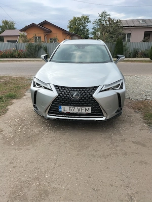 Lexus UX250 Hibrid  - imagine 4