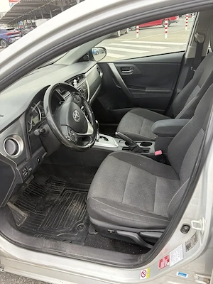Toyota Auris 2013 Hatchback 1.6 Valvematic CVT (Automata)   Echipare Luna | Gri Metalizat  - imagine 6