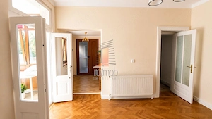 Polona, apartament 4 camere situat la etajul 1 al unei vilute - imagine 3
