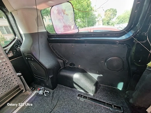 Ford Transit Custom bus - imagine 9
