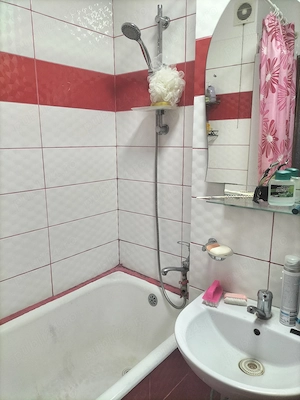                         Apartament 2 camere, spaţios, zonă centrală Mioveni - imagine 9