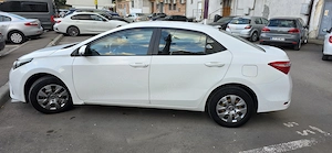 Vând Toyota Corolla 1.33 din 2015 - imagine 2
