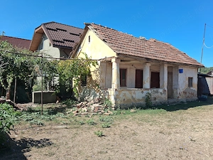 Vand teren intravilan de 1164 mp cu casa batraneasca in Slobozia jud. Gorj - imagine 3