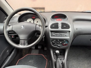 Peugeot 206 130.000 Km   AC   1.4 Diesel  - imagine 6