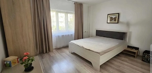 Pat dublu dormitor 160x200 cm + Saltea inclusă   Stare foarte bună