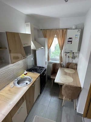 Apartament cu 2 camere, pe două niveluri – zona GăriiVă propunem spre vânzare un - imagine 8