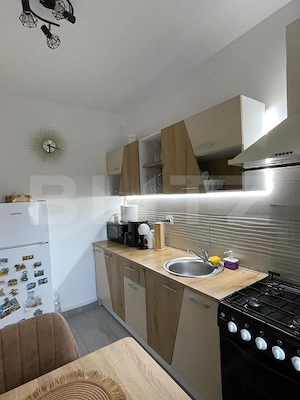 Apartament cu 2 camere, pe două niveluri – zona GăriiVă propunem spre vânzare un - imagine 9