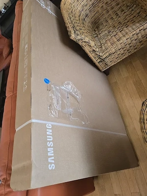 Televizor cu A.I upscale OLED Samsung 65S85F (163 cm)   NOU, Sigilat în cutie, Premium