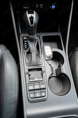Hyundai Tucson 4wd 6AT Luxury - imagine 5