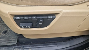 Vand Land Rover Discovery 3, inmatriculat, neavariat, cumparat din reprezentanta RO, 120.000 km. - imagine 9
