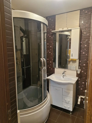 Vand apartament 2 camere central - imagine 7