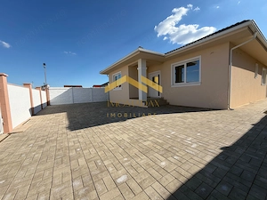 Mosnita Noua-Casa Parter-4 Camere - imagine 2