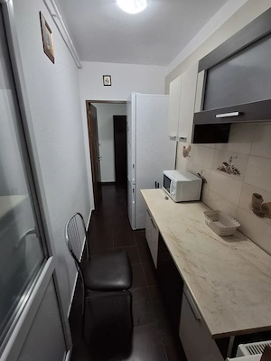 Inchiriere vanzare apartament 3 camere, complet utilat si mobilat,  Exercițiu-Banat, Pitesti - imagine 5