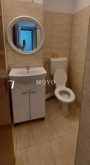 3 camere | 2 bai | Etaj 1 | Zona excelenta | - imagine 9