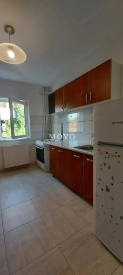 3 camere | 2 bai | Etaj 1 | Zona excelenta | - imagine 5