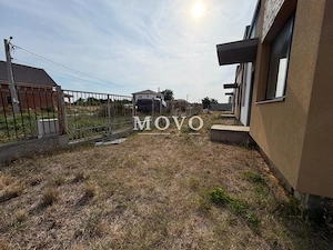 Triplex | 3 camere | Toate utilitatile | Asfalt | Parter + Mansarda - imagine 10
