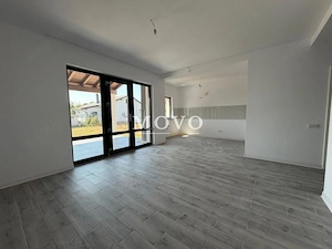 Duplex despartit | 5 camere | Garaj | Finisaje premium | 3 bai | Asfalt - imagine 3