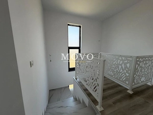 Duplex despartit | 5 camere | Garaj | Finisaje premium | 3 bai | Asfalt - imagine 9