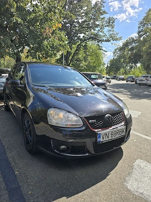 Volkswagen Golf 5   2.0 TDI (140 CP) - imagine 6