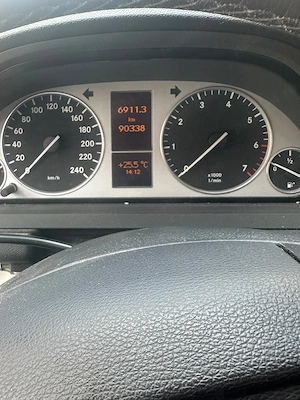 Vand mercedes b180 Automată 