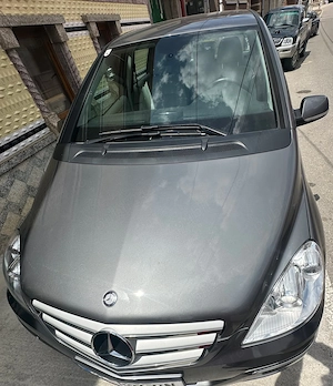 Vand mercedes b180 Automată  - imagine 2