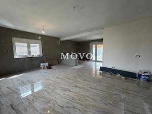 COMISION 0 | Individuala | 4 camere | 860 mp teren | Pozitie excelenta - imagine 2