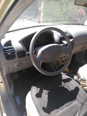 vand auto Hyundai accent  - imagine 3