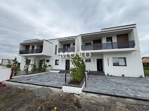 Triplex in Sacalaz | Finisaje premium | 4 camere | Asfalt | 2 balcoane - imagine 2