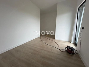 Triplex in Sacalaz | Finisaje premium | 4 camere | Asfalt | 2 balcoane - imagine 6