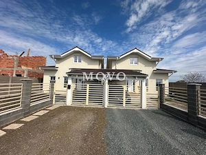 Duplex Individual | 4 camere | Toate utilitatile | Asfalt | Carport |