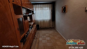 Apartament 3 camere de vânzare   Micro 39, strada Ionel Fernic - imagine 9