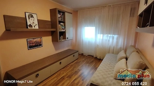 Apartament 3 camere de vânzare   Micro 39, strada Ionel Fernic - imagine 3