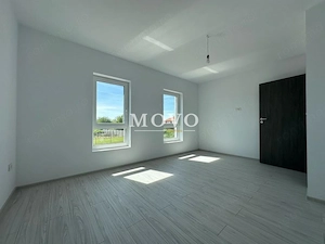 Duplex | Parter + Etaj | Toate utilitatile | Curte generoasa | Sacalaz - imagine 11
