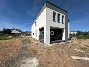 Duplex | Parter + Etaj | Toate utilitatile | Curte generoasa | Sacalaz - imagine 17
