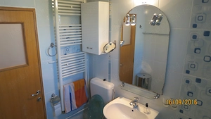 Inchiriez o camera, intr-un  apartament de 4 camere - imagine 9