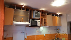 Inchiriez o camera, intr-un  apartament de 4 camere - imagine 8