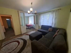 Cartier Sasar (zona str, V.Babes) - ap. 4 camere, 2 bai, balcon, etaj 3 - imagine 3