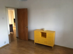 Apartament 3 (trei) camere, spațios, luminos și liniștit, cu vedere spre parc și lac - imagine 6