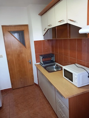 Câmpina-Ultracentral pe termen lung-ap 2 cam pret 270  - imagine 3