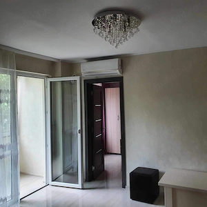 Proprietar închiriez apartment 2 camere Tomis Nord   - imagine 5
