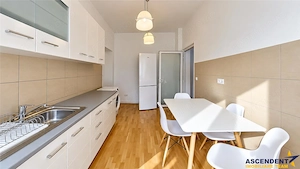 Pet friendly! Garsoniera de inchiriat, la casa, Sanpetru - imagine 8