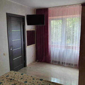 Proprietar închiriez apartment 2 camere Tomis Nord   - imagine 4