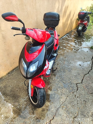 Scooter Rex RS 750
