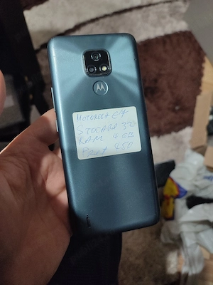 Telefon Motorola E7