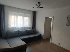 închiriez ap 2 cam etaj 2 aleea Calinului  - imagine 3