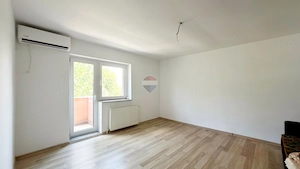 Bloc P+1 | 4 apartamente de 3 camere + Hala productie | Teren 1900 mp - imagine 2