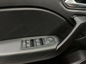 Renault Captur - imagine 19